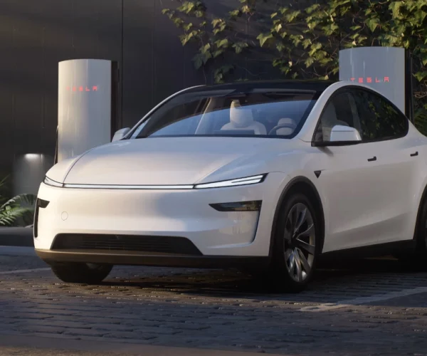 facelifted-tesla-model-y-6-1736477991